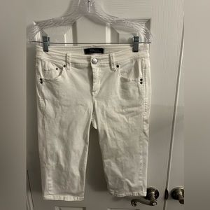 Tommy Bahama Denim Bermuda White - Size 4
